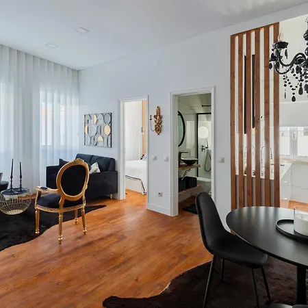 Apartment Live In Ii *
